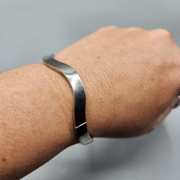 Wavy Hinged Bangle Bracelet 925 Sterling Silver Heavy 24.75g - Picture 10 of 10